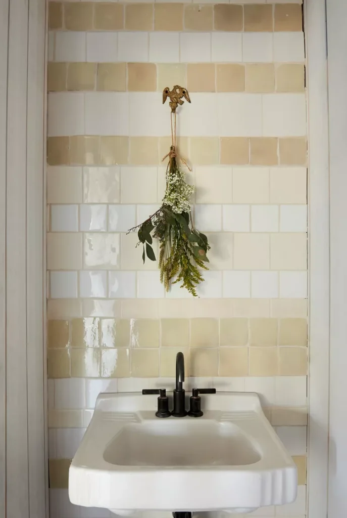 Bathroom Christmas Decor Ideas 