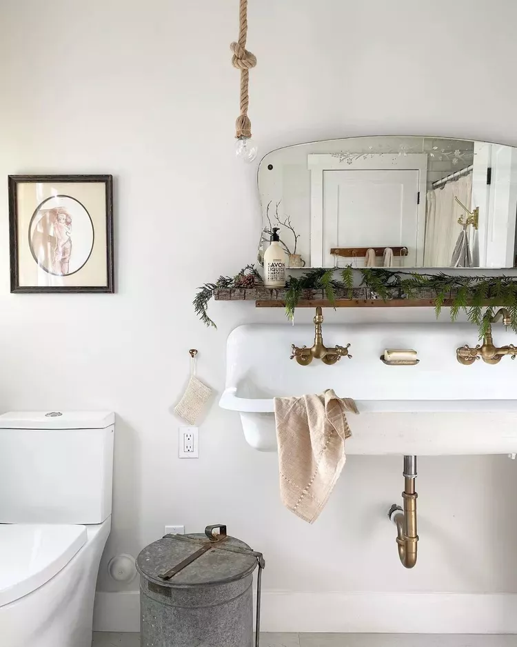 Bathroom Christmas Decor Ideas 