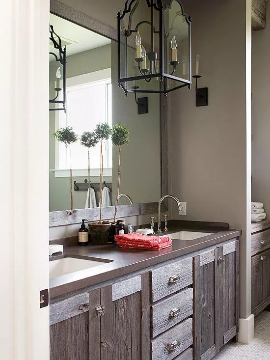 Farmhouse Bathroom Design