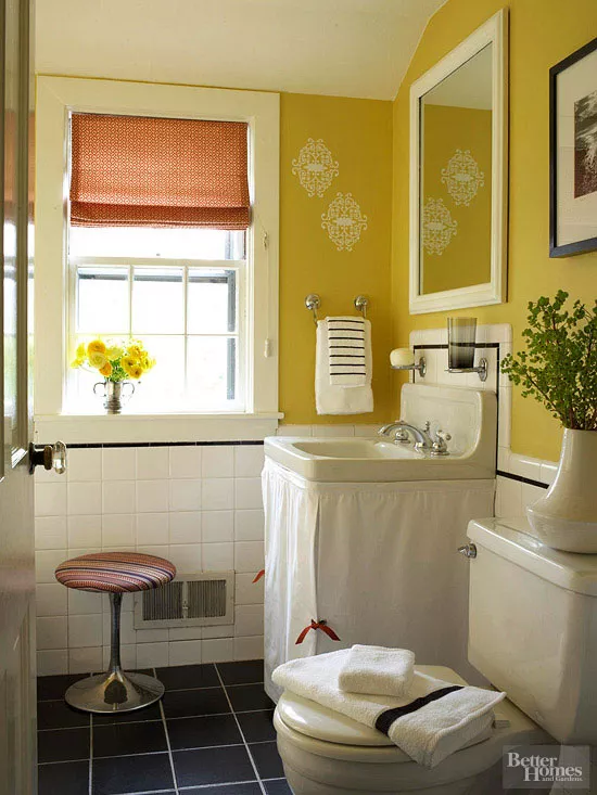 yellow bathroom design