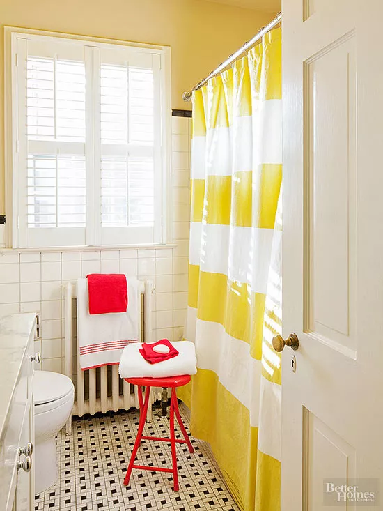 yellow bathroom design